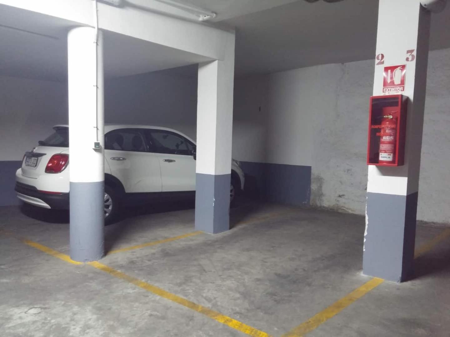 Charming Albaicin Patio Flat Free Onsite Parking Apartment Granada Ngoại thất bức ảnh